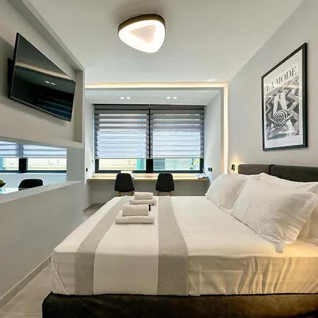 Luxury Downtown α5 Apartment *