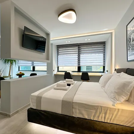 Luxury Downtown A5 *